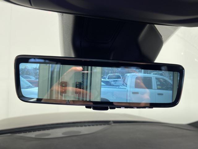 new 2025 Jeep Grand Cherokee car, priced at $47,342