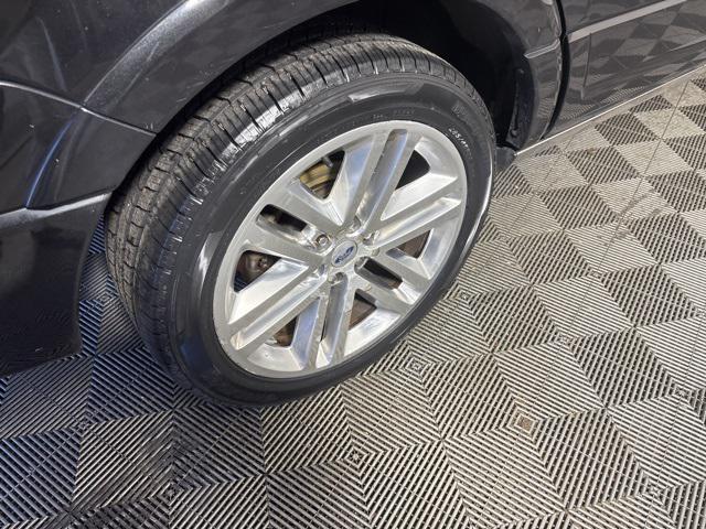 used 2015 Ford Expedition car, priced at $11,904