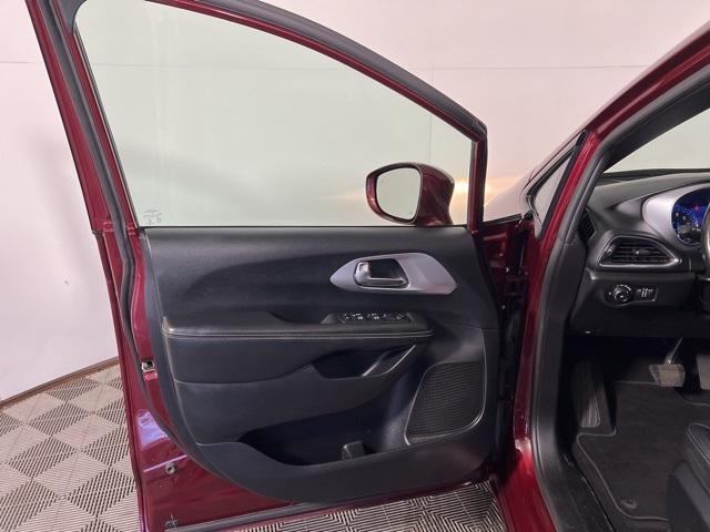 used 2019 Chrysler Pacifica car, priced at $25,265