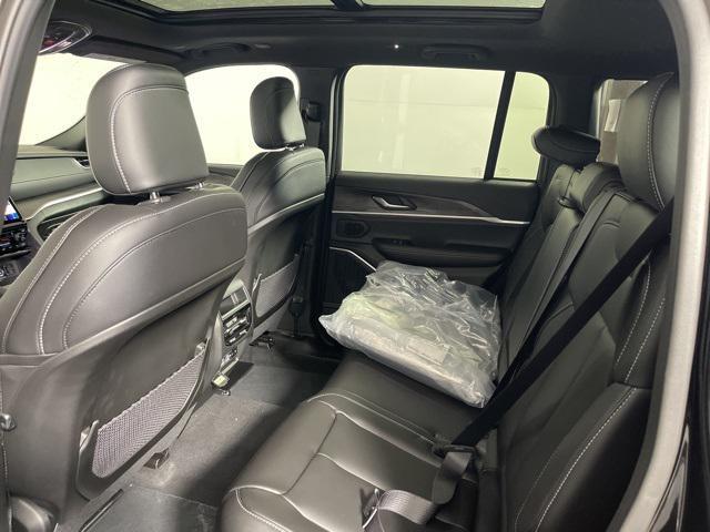 new 2025 Jeep Grand Cherokee car, priced at $48,476