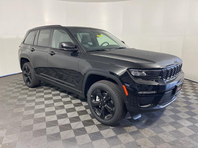 new 2025 Jeep Grand Cherokee car, priced at $48,476