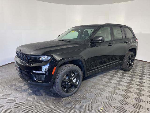 new 2025 Jeep Grand Cherokee car, priced at $48,476