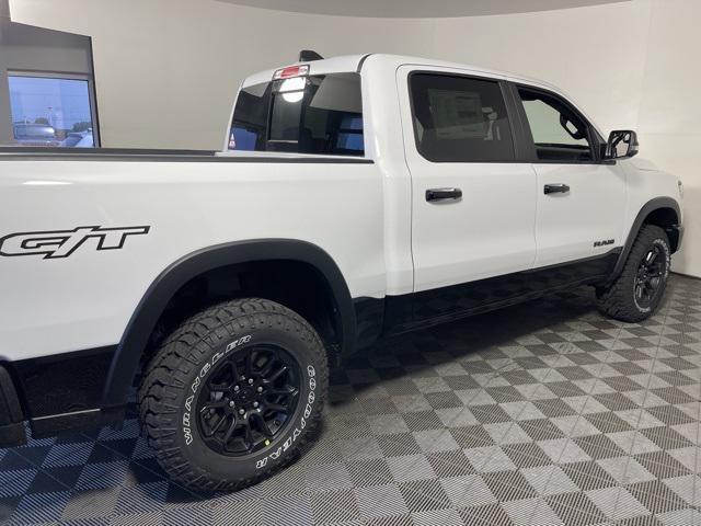new 2025 Ram 1500 car, priced at $59,995