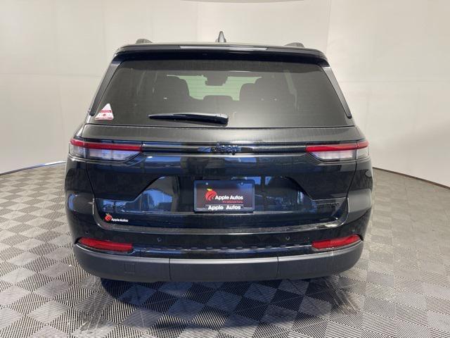 new 2025 Jeep Grand Cherokee car, priced at $51,245