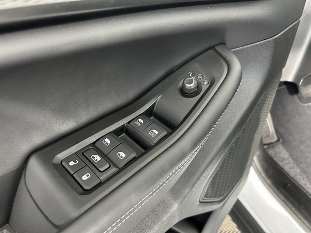 new 2025 Jeep Grand Cherokee car, priced at $38,995