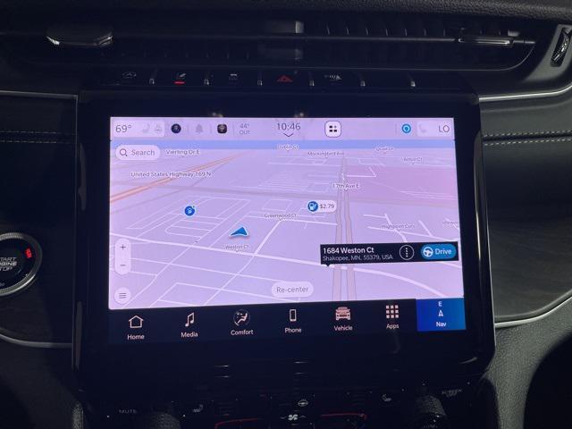 new 2025 Jeep Grand Cherokee car, priced at $44,238