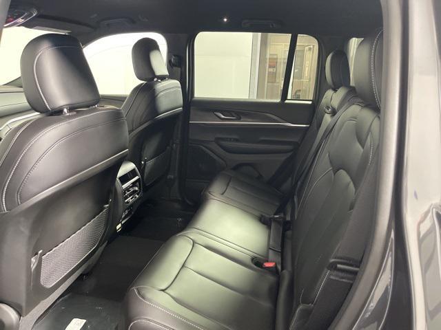 new 2025 Jeep Grand Cherokee car, priced at $44,238