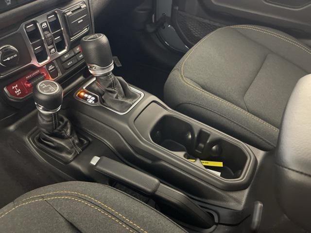 new 2025 Jeep Gladiator car, priced at $50,057