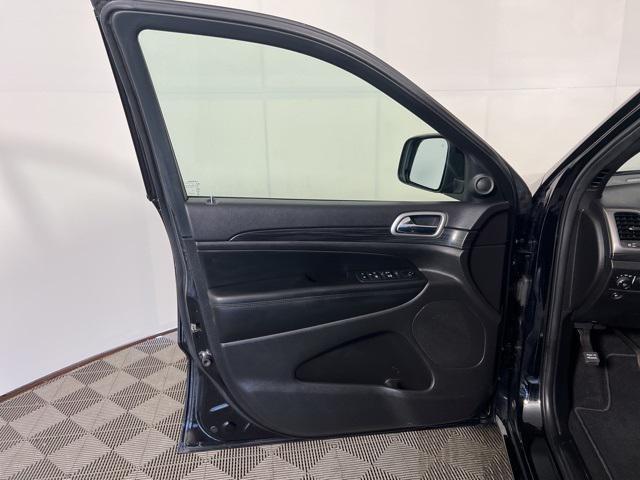 used 2019 Jeep Grand Cherokee car, priced at $24,904