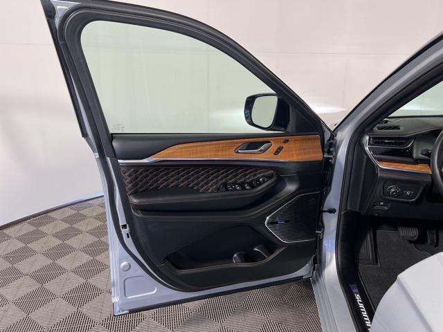 used 2024 Jeep Grand Cherokee L car, priced at $66,994