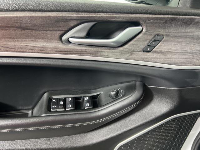 used 2021 Jeep Grand Cherokee L car, priced at $28,474
