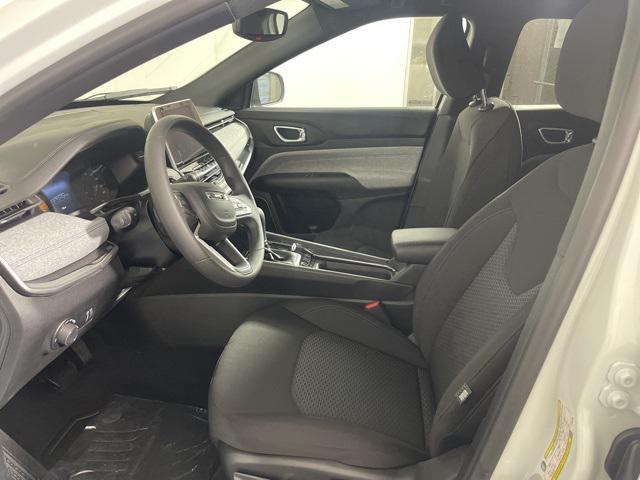 new 2025 Jeep Compass car, priced at $28,587