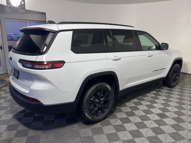 new 2025 Jeep Grand Cherokee car, priced at $43,734