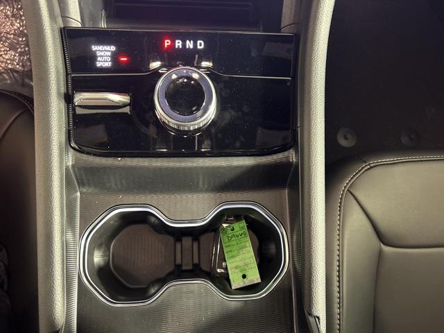 new 2025 Jeep Grand Cherokee car, priced at $40,995