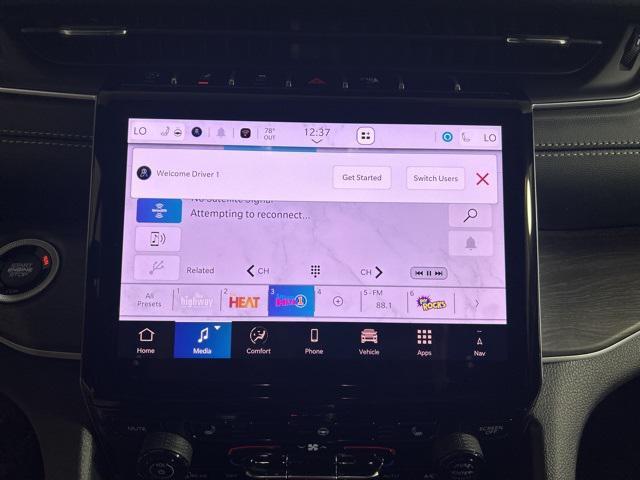 new 2025 Jeep Grand Cherokee car, priced at $40,995