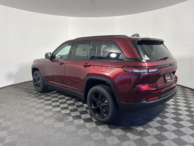 new 2025 Jeep Grand Cherokee car, priced at $40,995