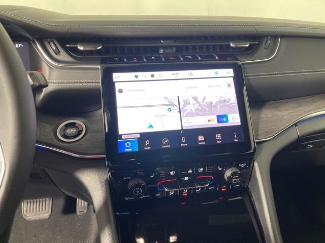 new 2025 Jeep Grand Cherokee car, priced at $58,245