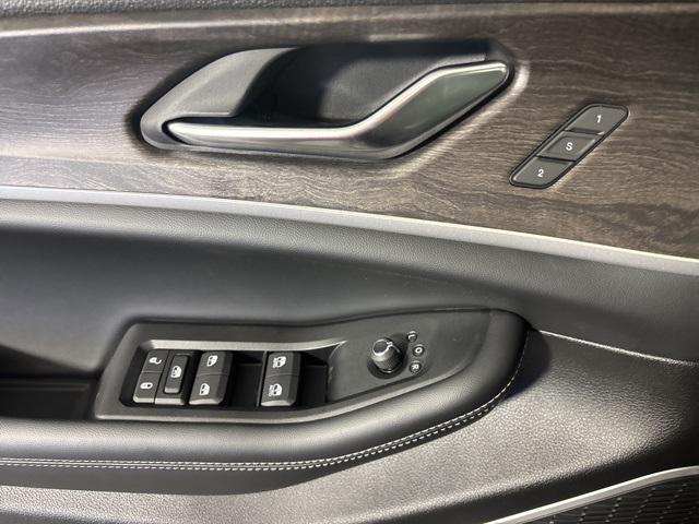 new 2025 Jeep Grand Cherokee car, priced at $49,708