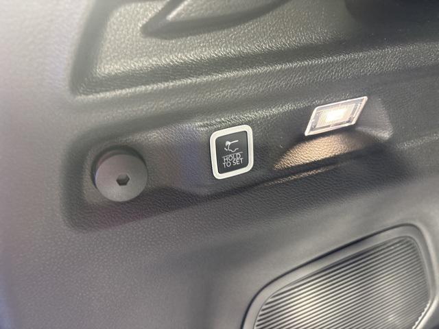 new 2025 Jeep Grand Cherokee car, priced at $49,708