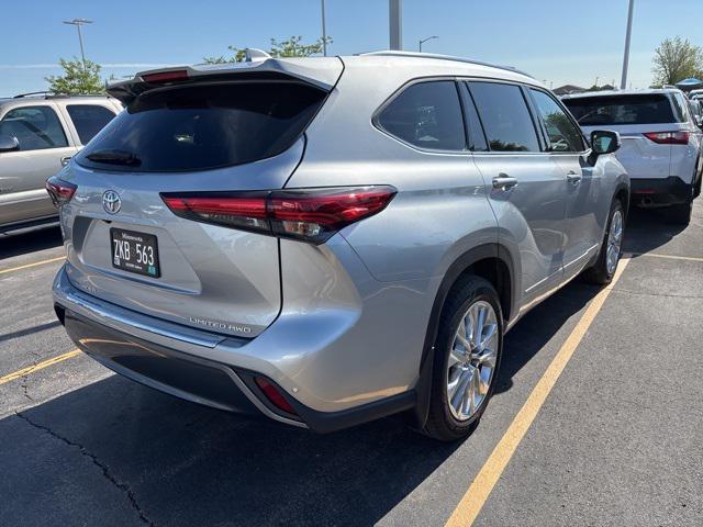 used 2021 Toyota Highlander car, priced at $36,980