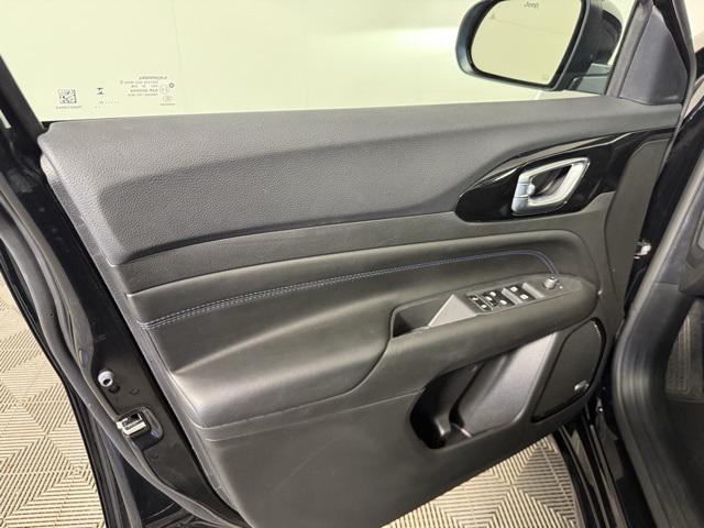 new 2025 Jeep Compass car, priced at $28,542