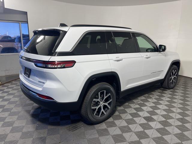 new 2025 Jeep Grand Cherokee car, priced at $43,104