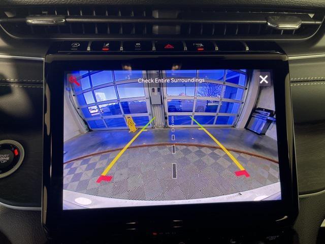 new 2025 Jeep Grand Cherokee car, priced at $43,104