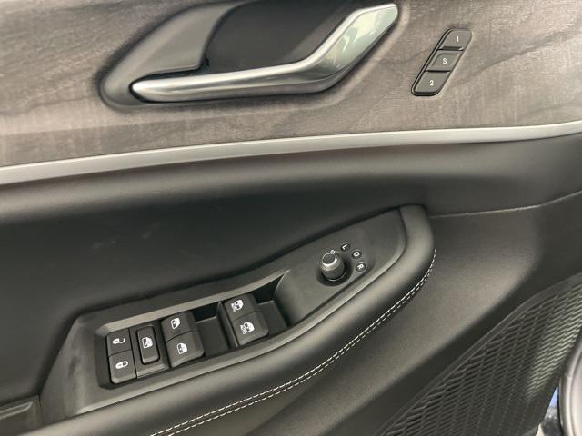 new 2025 Jeep Grand Cherokee car, priced at $49,047