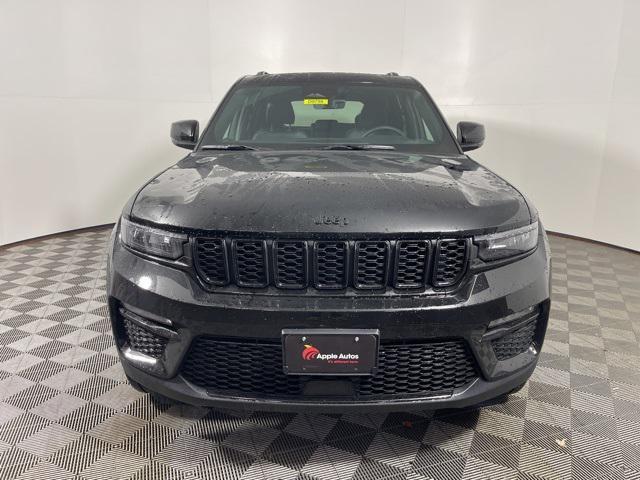 new 2025 Jeep Grand Cherokee car, priced at $49,047