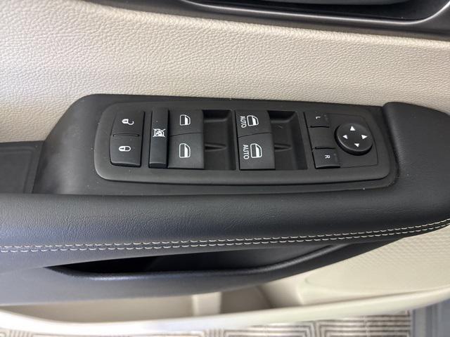 used 2023 Chrysler Pacifica car, priced at $20,663