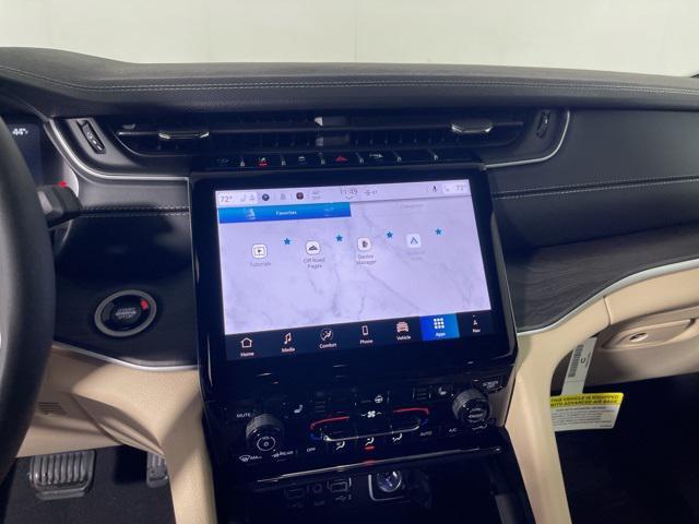 new 2025 Jeep Grand Cherokee car, priced at $45,908