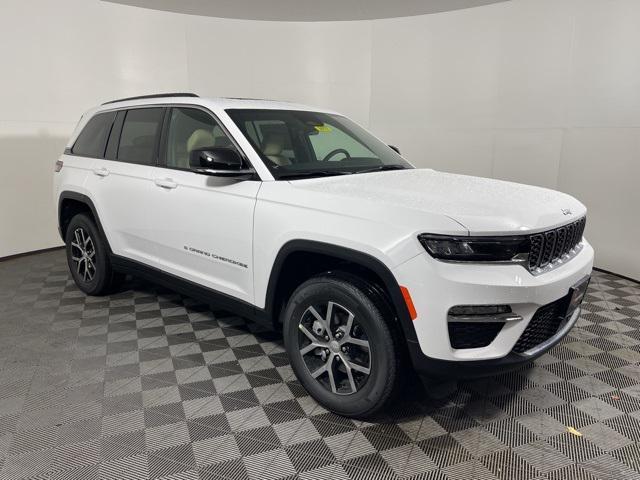 new 2025 Jeep Grand Cherokee car, priced at $45,408