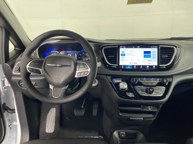 new 2026 Chrysler Pacifica car, priced at $39,780