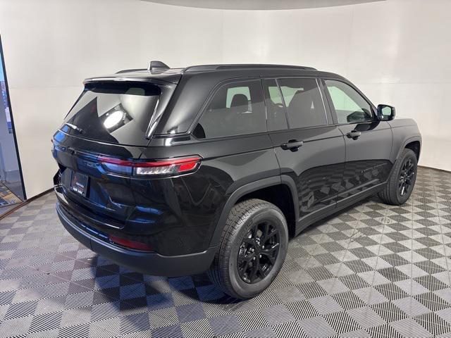 new 2025 Jeep Grand Cherokee car, priced at $42,236