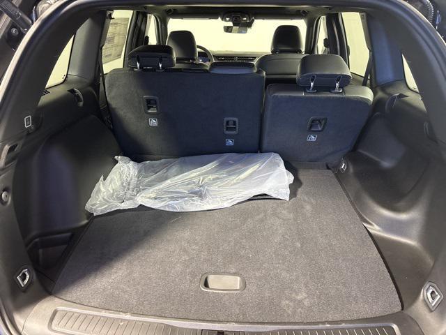 new 2025 Jeep Grand Cherokee car, priced at $42,236