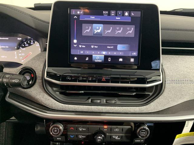 new 2025 Jeep Compass car, priced at $25,250