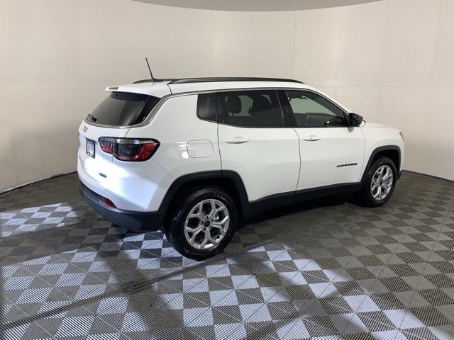 new 2025 Jeep Compass car, priced at $25,250