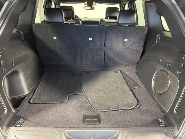 used 2022 Jeep Grand Cherokee car, priced at $29,443