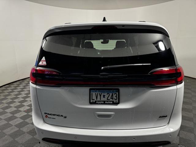 new 2024 Chrysler Pacifica car, priced at $50,790