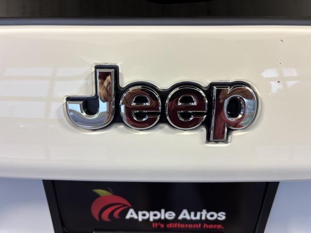 used 2022 Jeep Cherokee car, priced at $23,223