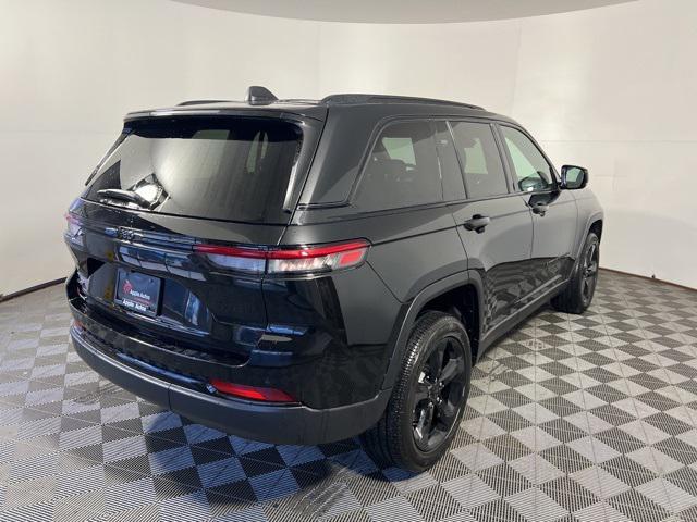 new 2024 Jeep Grand Cherokee car, priced at $41,395