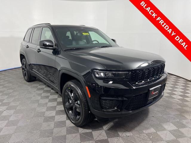 new 2024 Jeep Grand Cherokee car, priced at $40,895