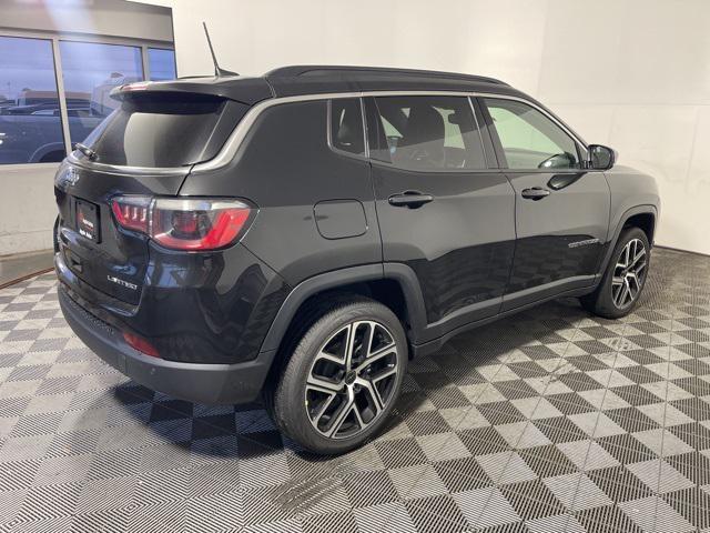 new 2025 Jeep Compass car, priced at $29,995