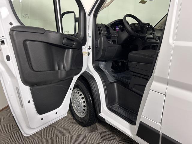 new 2025 Ram ProMaster 2500 car, priced at $48,241