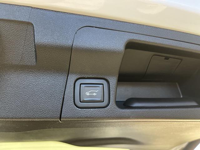 used 2021 GMC Acadia car, priced at $28,499