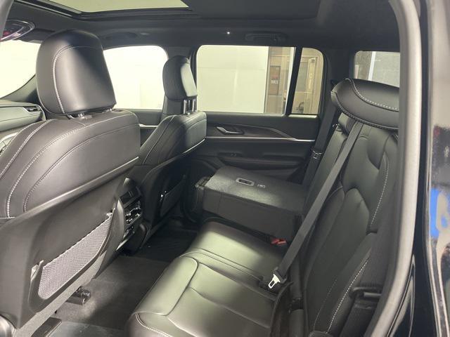 new 2025 Jeep Grand Cherokee car, priced at $45,810