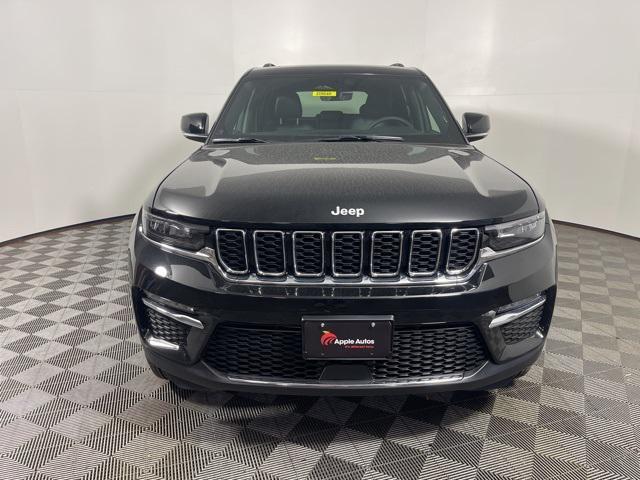 new 2025 Jeep Grand Cherokee car, priced at $45,810
