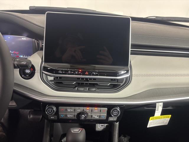 new 2026 Jeep Compass car, priced at $35,495