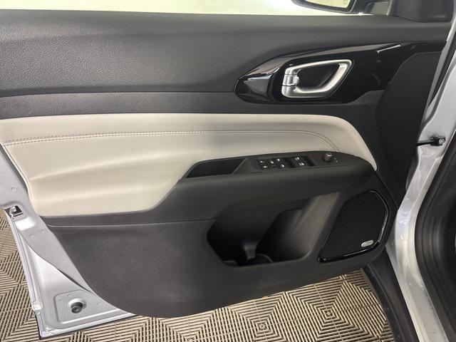 new 2026 Jeep Compass car, priced at $35,495