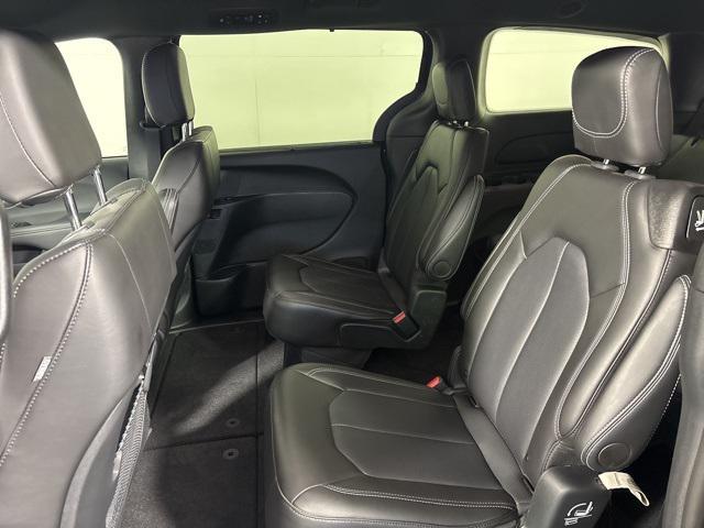 new 2025 Chrysler Pacifica car, priced at $37,780